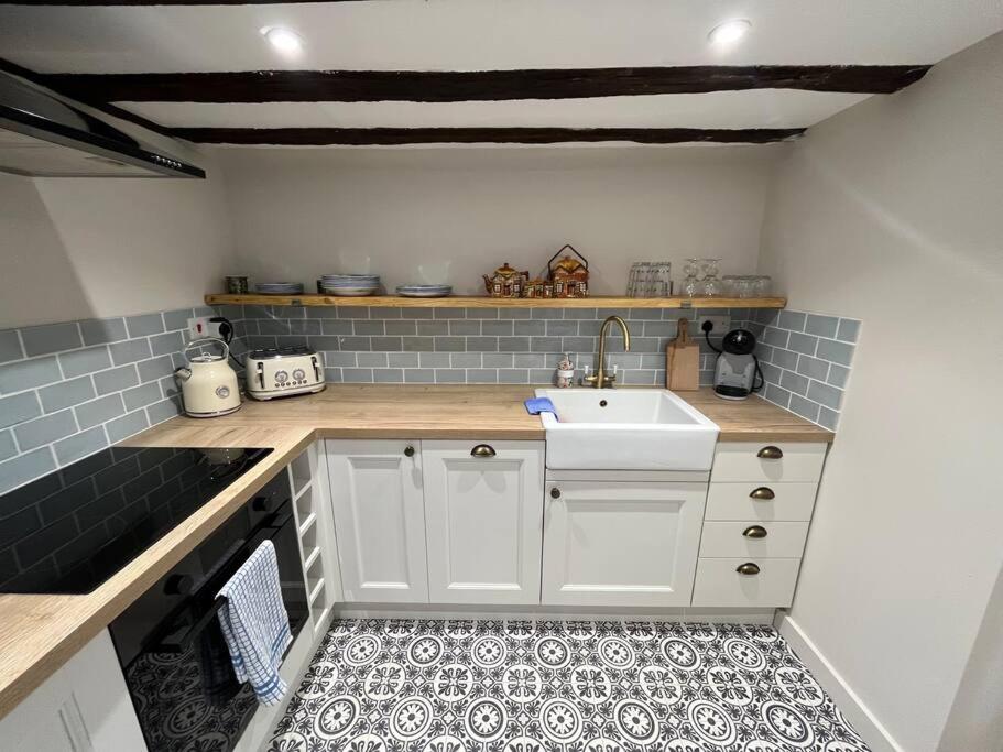 Historic Cambridgeshire Cottage