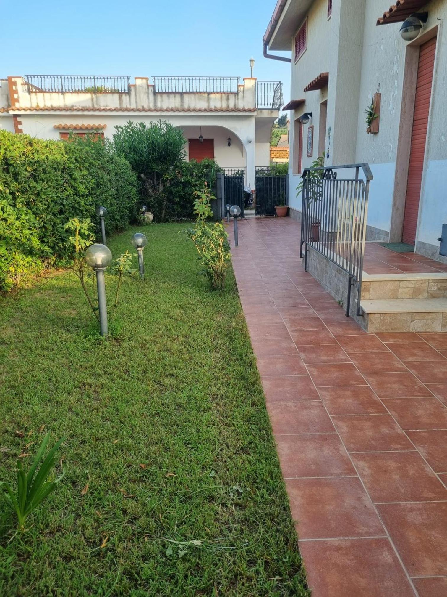 Blu horizon view 2