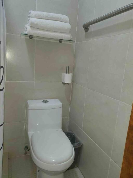 Bella Vizcaína 6 recámaras con baño privado. view 4