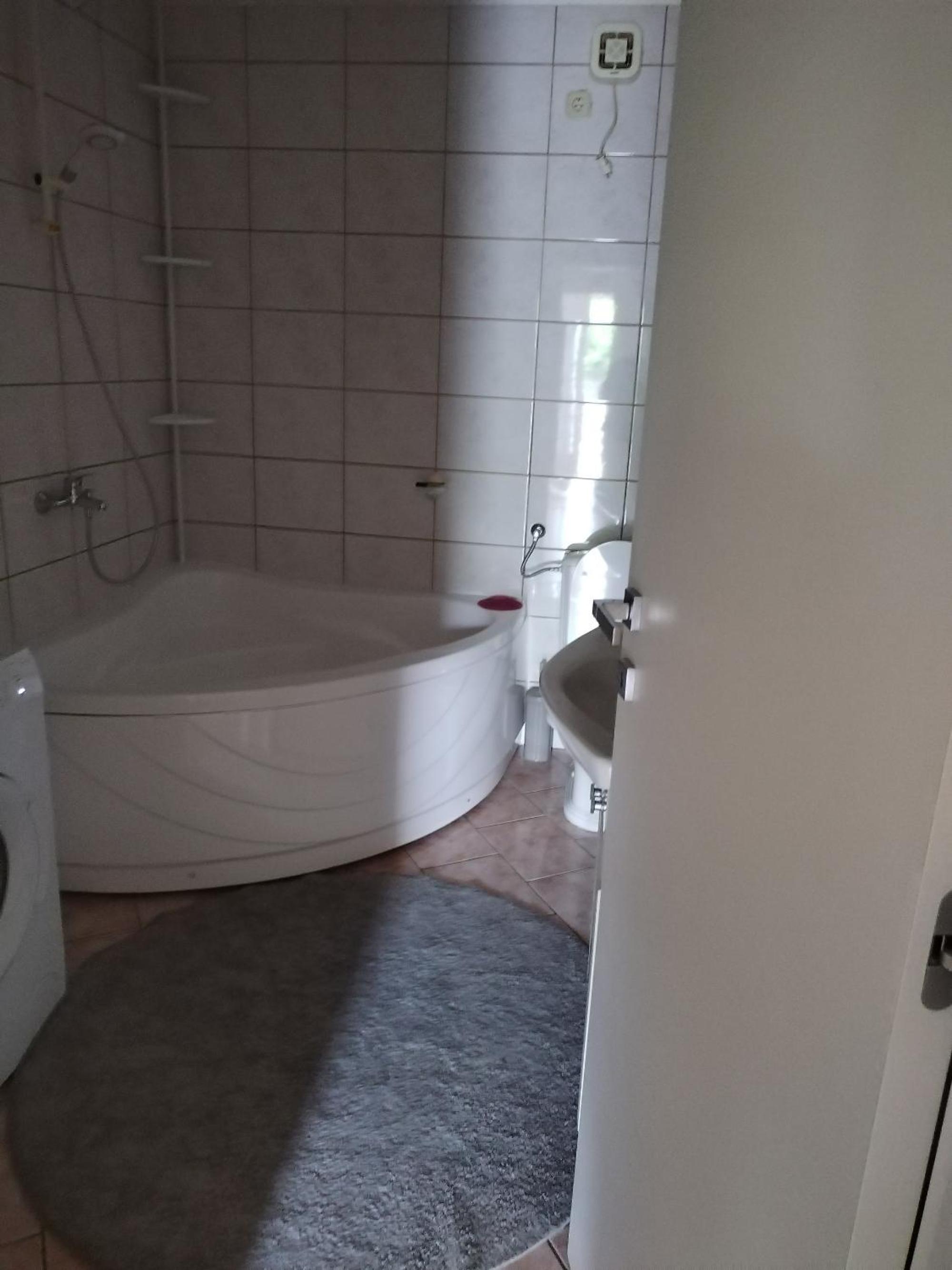 Photo 31