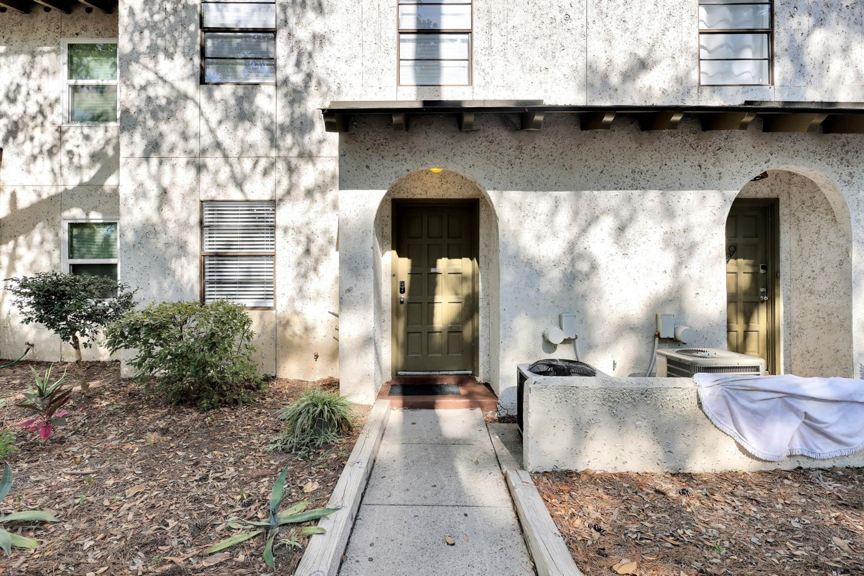 Pickleball Pool & Private Patio Pet OK Near All view 3