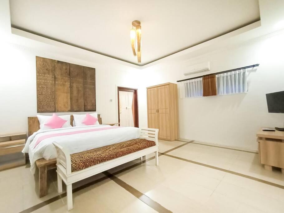 Dzawani Villa Kerobokan view 4