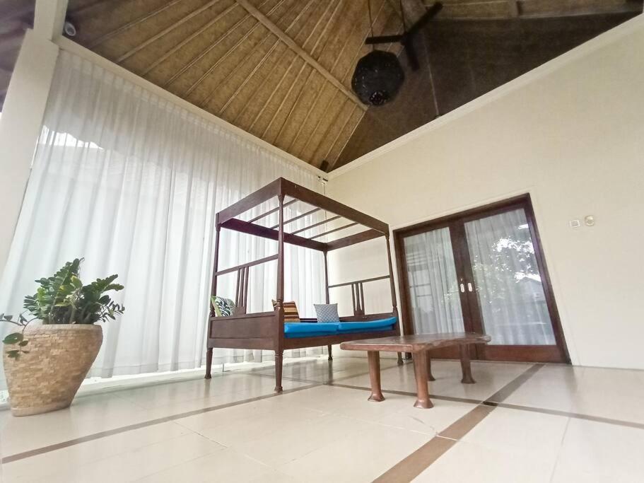 Dzawani Villa Kerobokan view 3