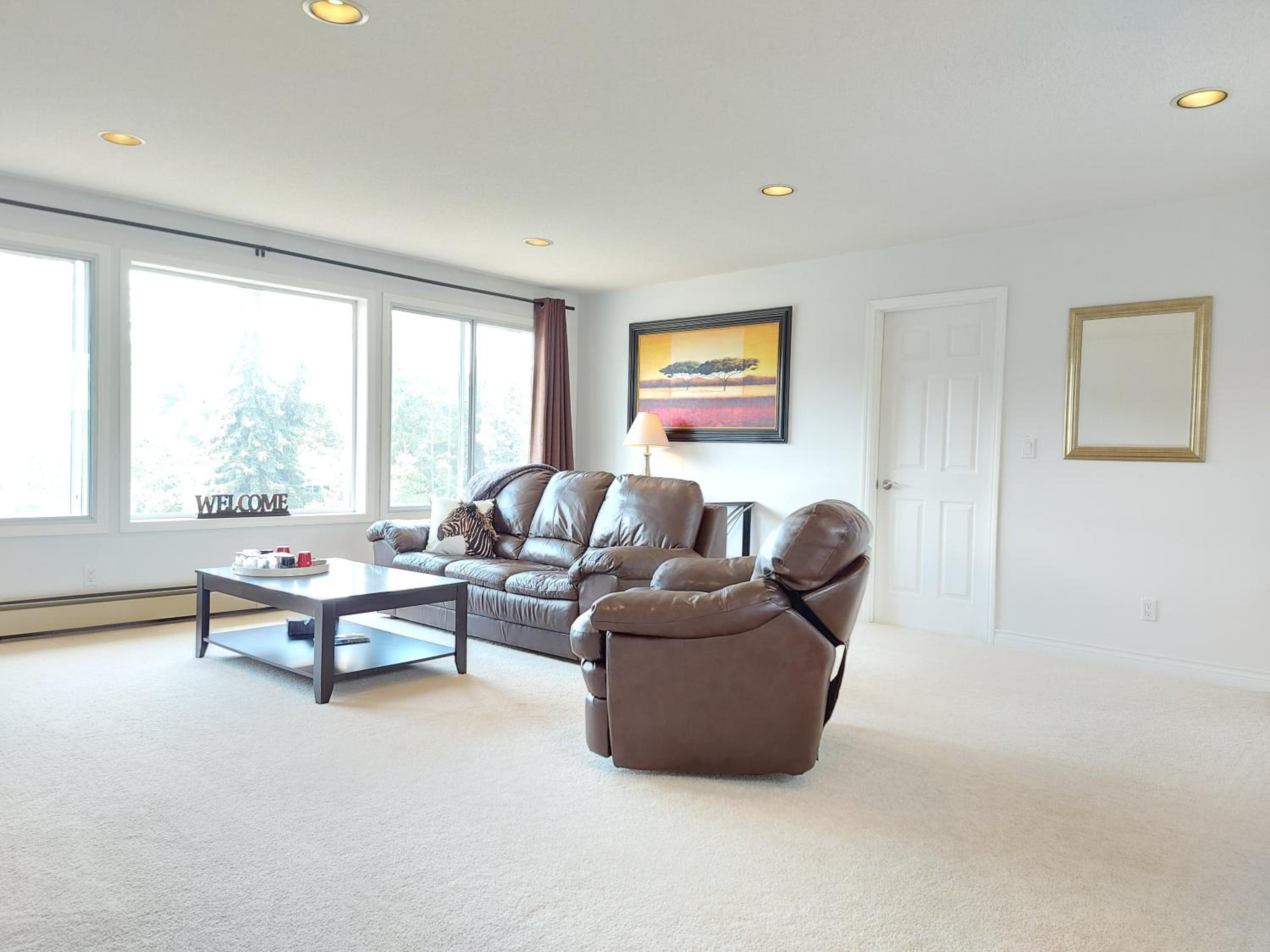 Tranquil Retreat Spacious 2-Bedroom on the 2nd Floor