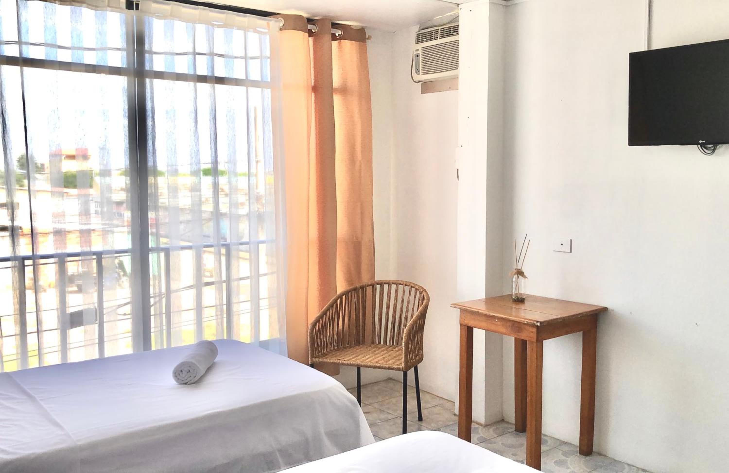 HOTEL PLAYAS PERDERNALES ECUADOR