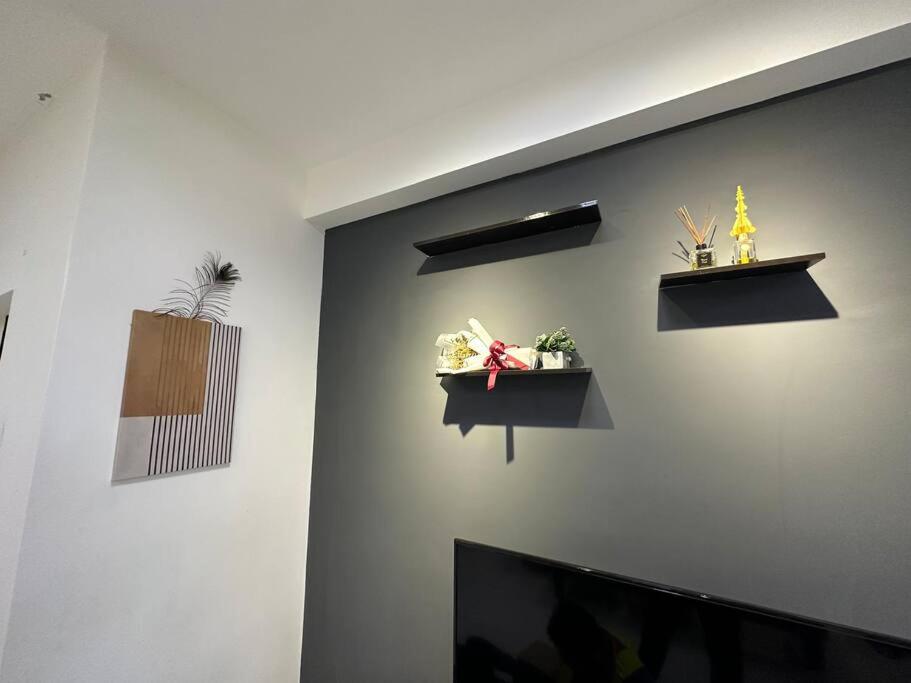 Arte/4Pax/PetFriendly/NetflixYTB