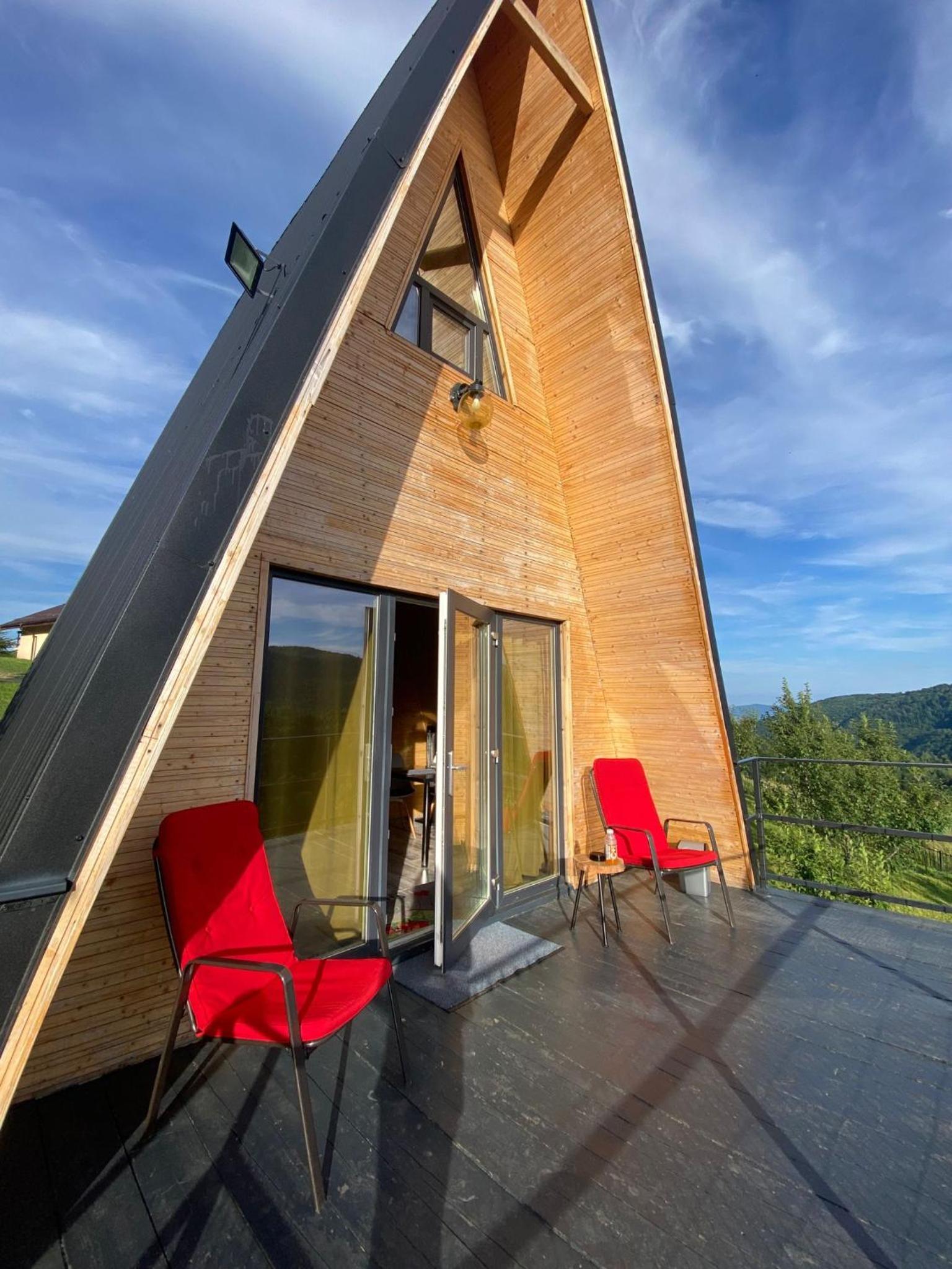 Cabana A-Frame Refugiu Montan view 2