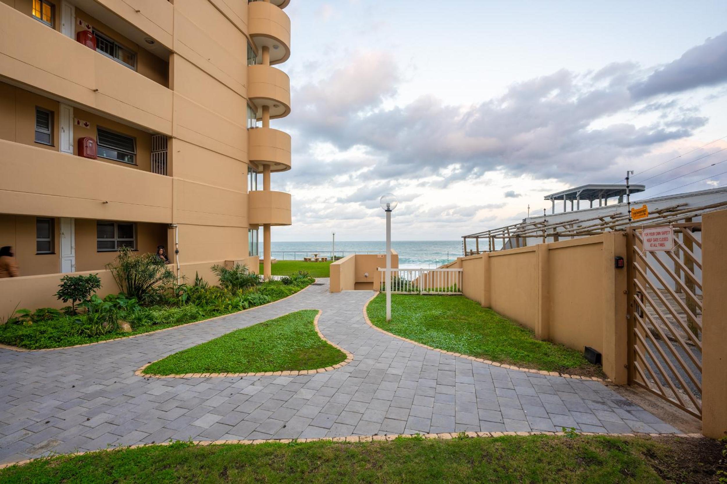 The Penthouse on Willard Beach view 2