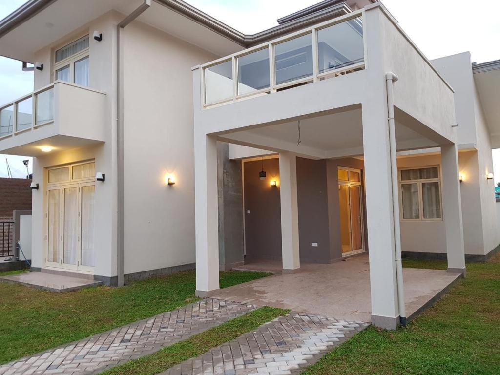 NEGOMBO RESIDENCIES