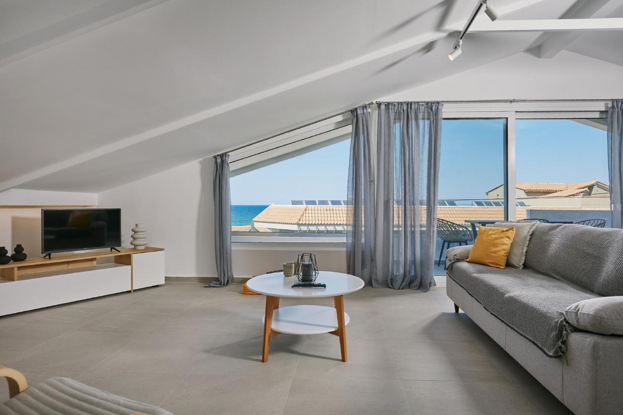 Sofita - Beachfront 2BR Apartment with Sea View, by TK Premium Stays