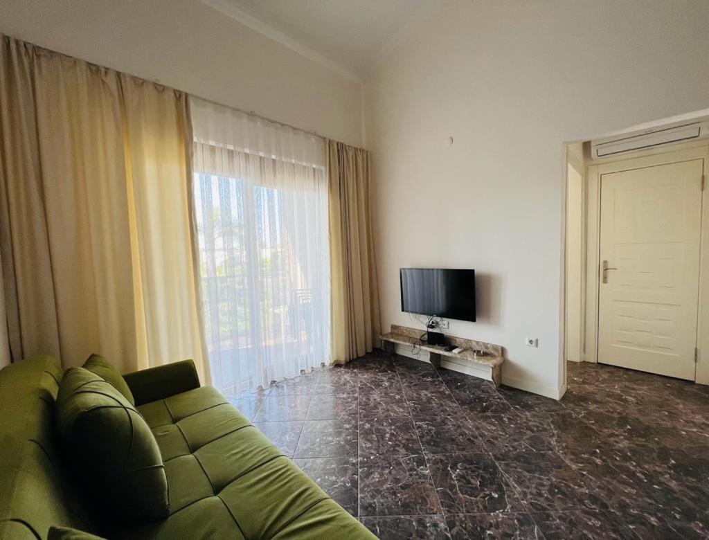 Mandalina Apartments view 5