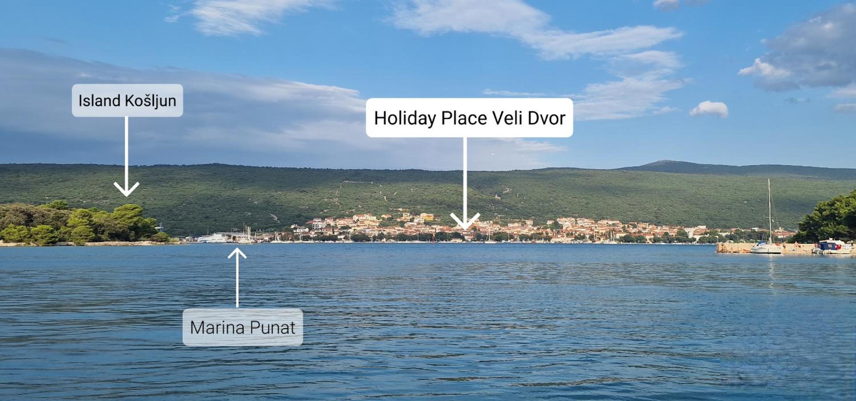 Holiday Place Veli Dvor - Spacious House for 6-8 Guests with Private Garden - Old Town Punat view 2