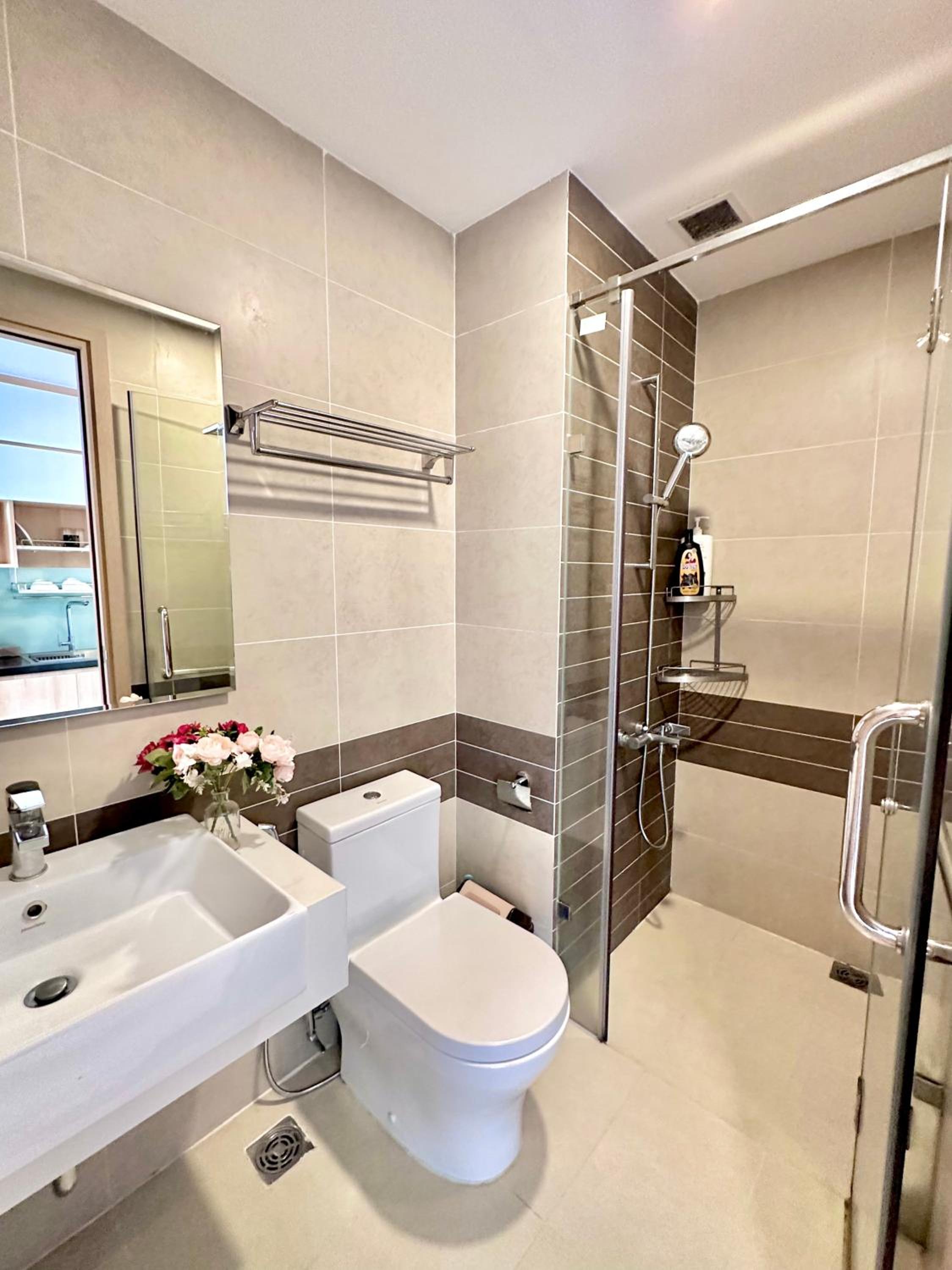 RESidenza Condonium - D1mension & Zenity Tower, SG's Heart & Gym, Pool