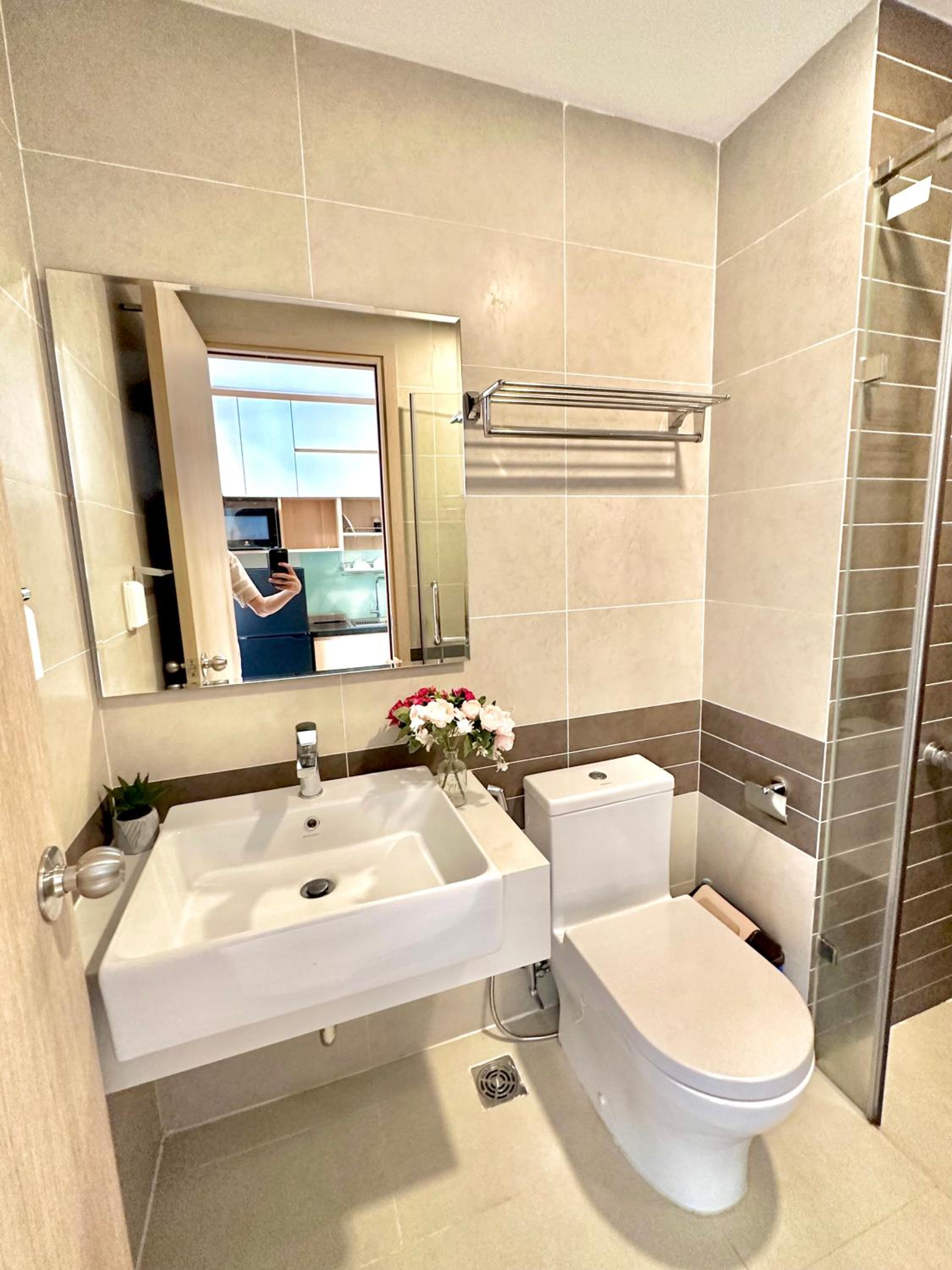 RESidenza Condonium - D1mension & Zenity Tower, SG's Heart & Gym, Pool