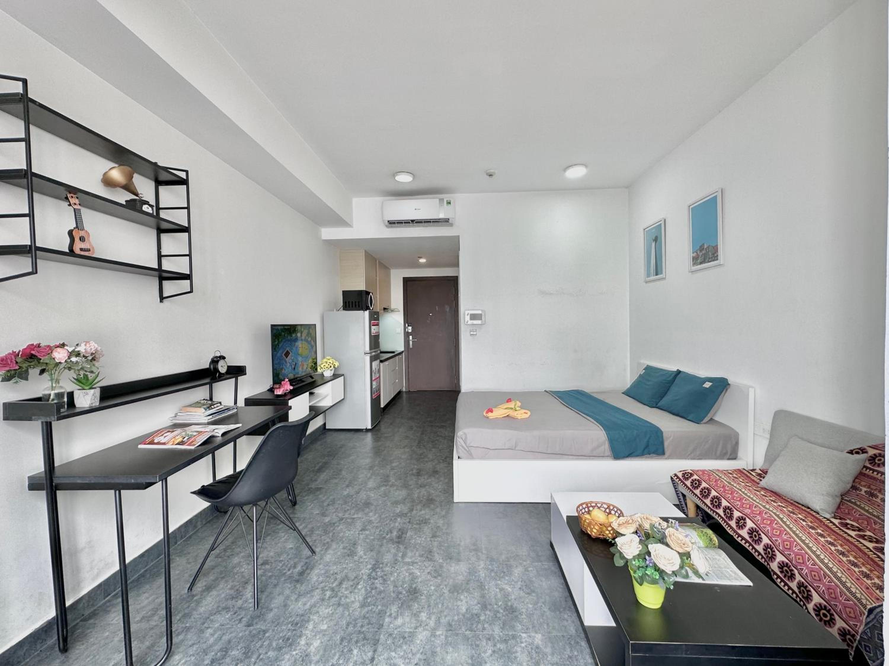 RESidenza Condonium - D1mension & Zenity Tower, SG's Heart & Gym, Pool