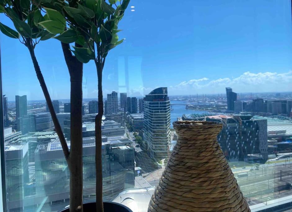 31st Floor! Amazing Sea View 2B2B@Southern Cross
