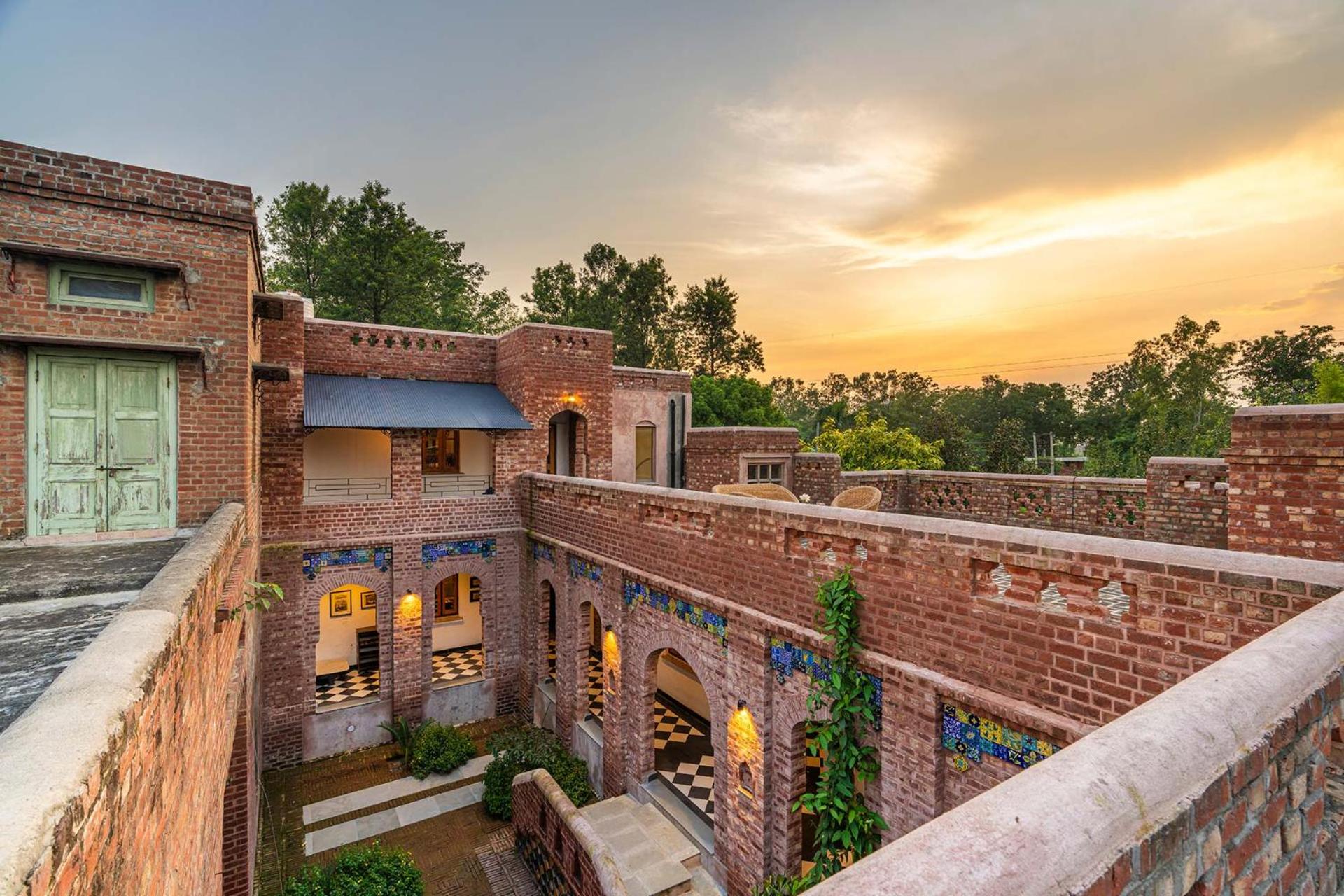 StayVista's Peepal Haveli - Rustic Kothi with Terrace & Breathtaking View view 3