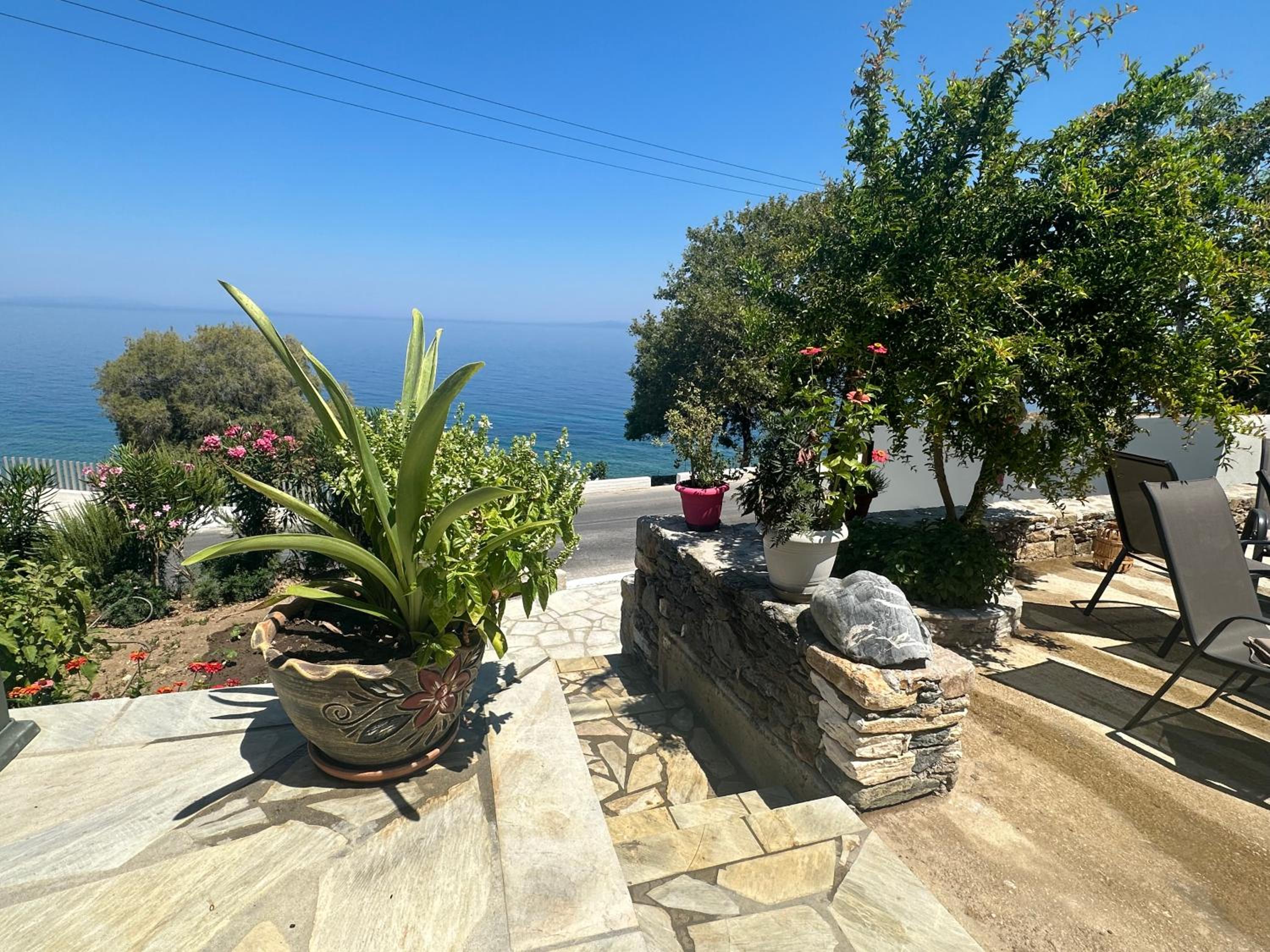 Maroudio's Villa view 5