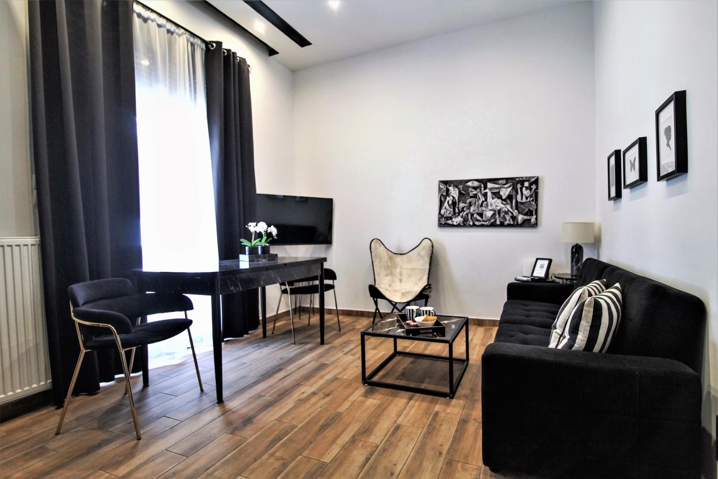 Neo Luxury Suite