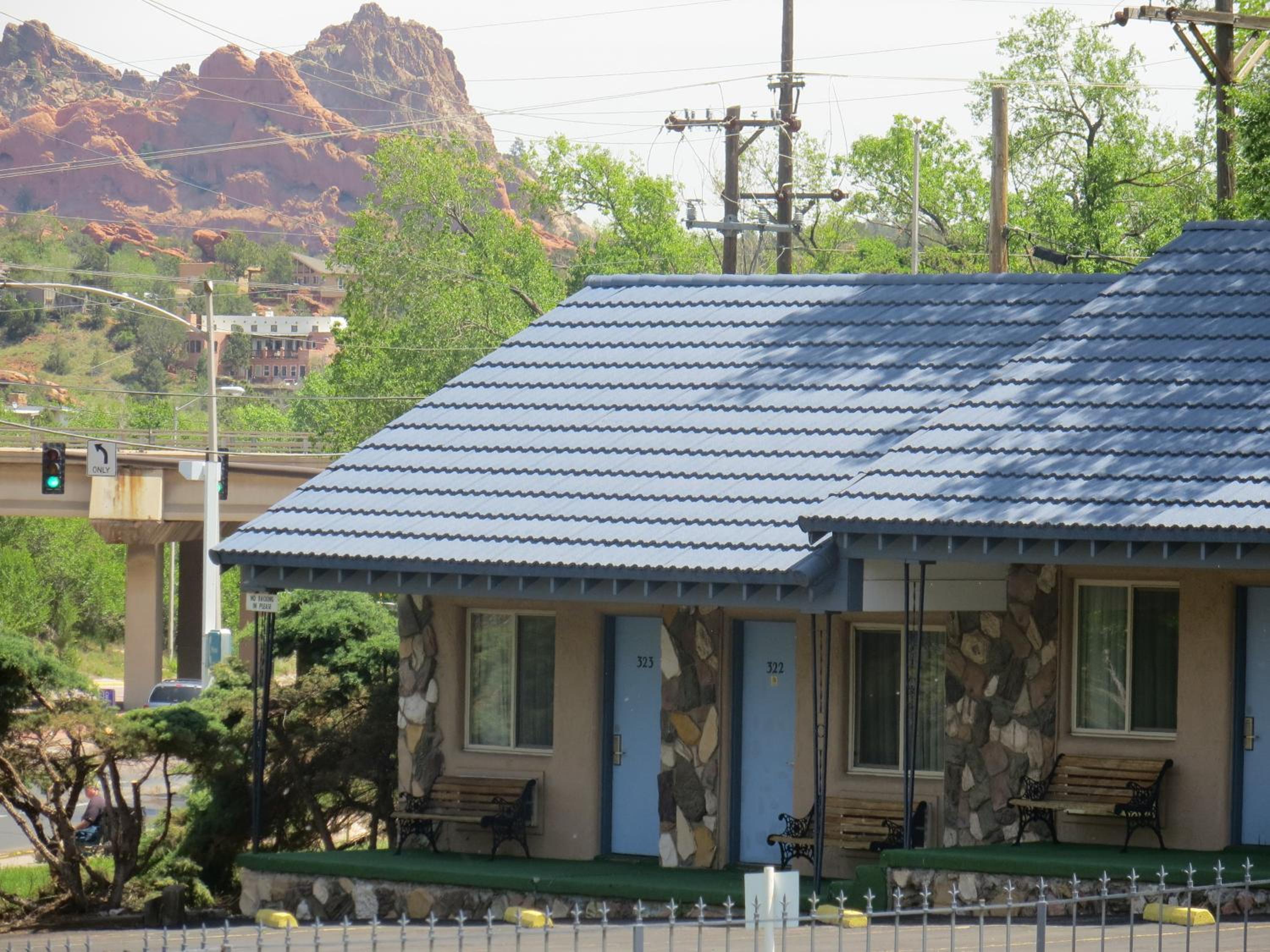 Silver Saddle Motel