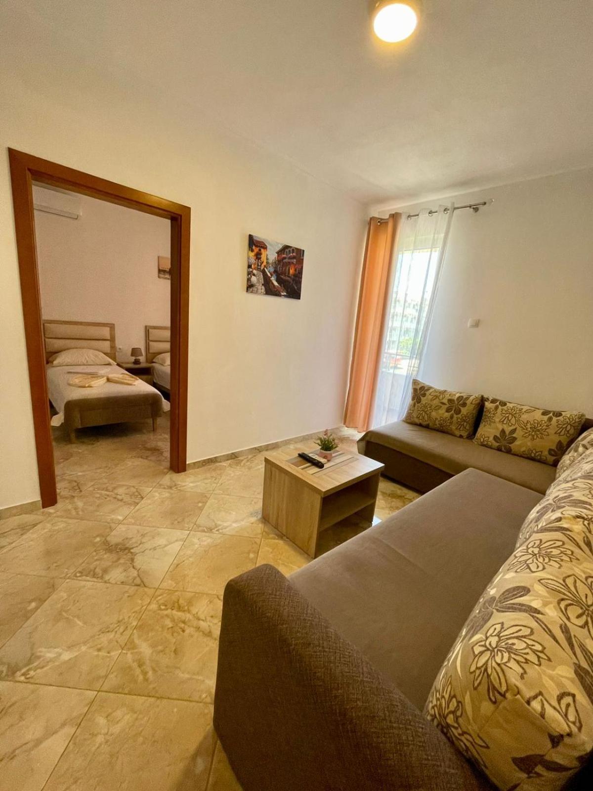 Dragaj Apartments