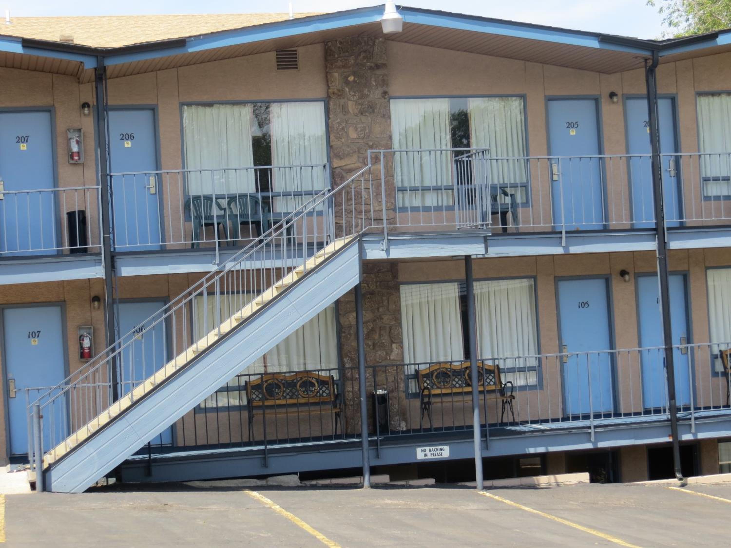 Silver Saddle Motel