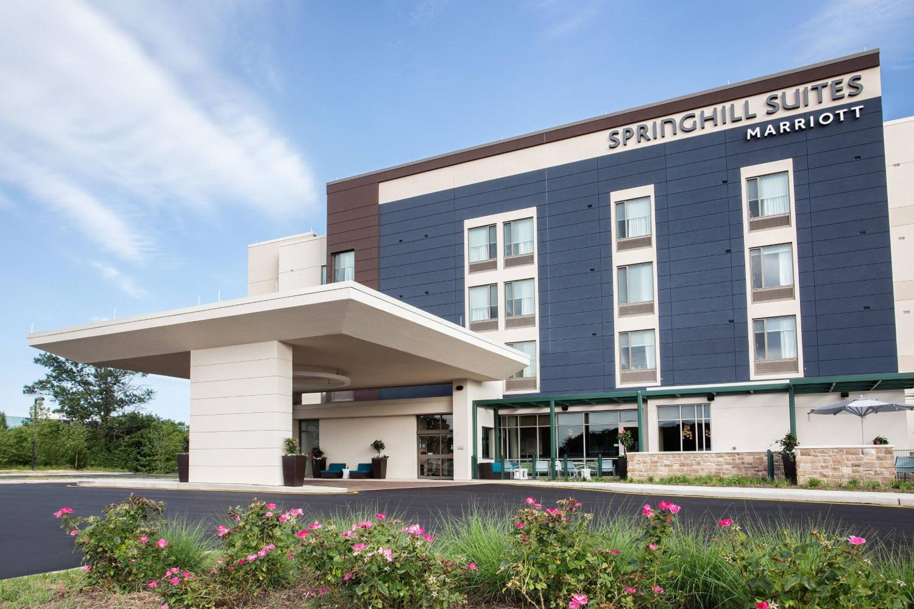 Mount Laurel Vacations - SpringHill Suites by Marriott Mount Laurel - Property Image 25
