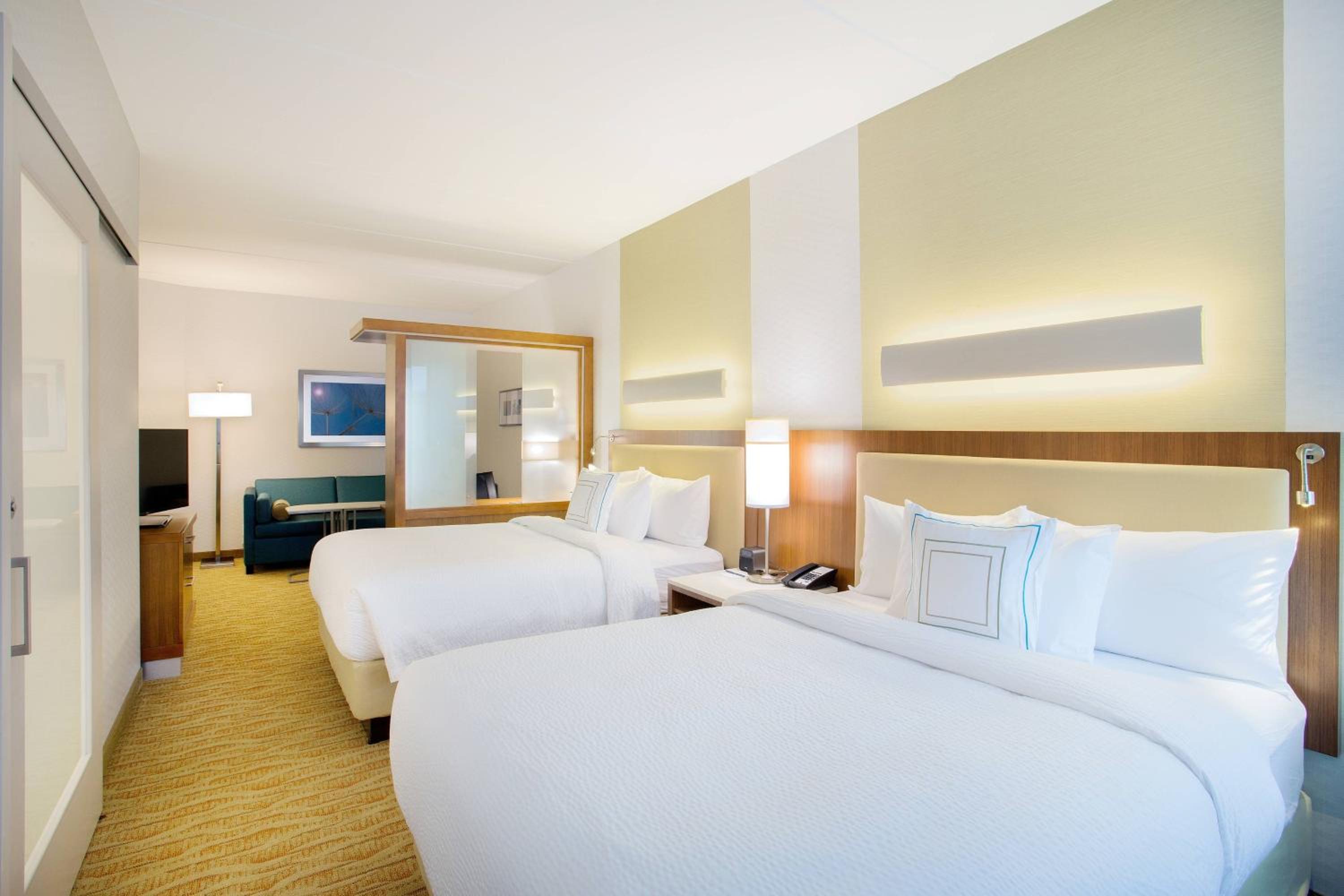 Mount Laurel Vacations - SpringHill Suites by Marriott Mount Laurel - Property Image 19