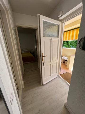 Sofi appartment