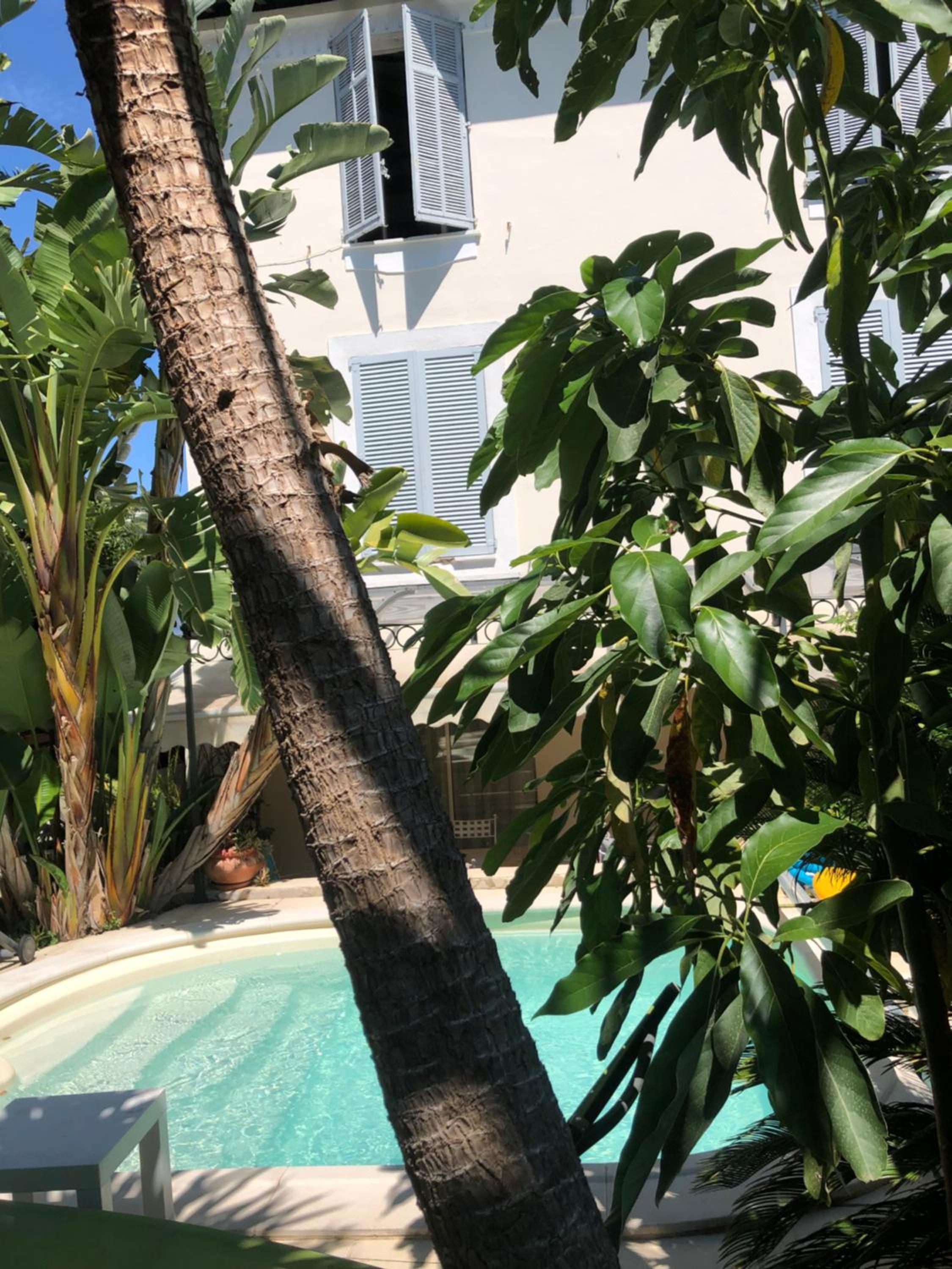 VILLA BEAUSEJOUR view 4