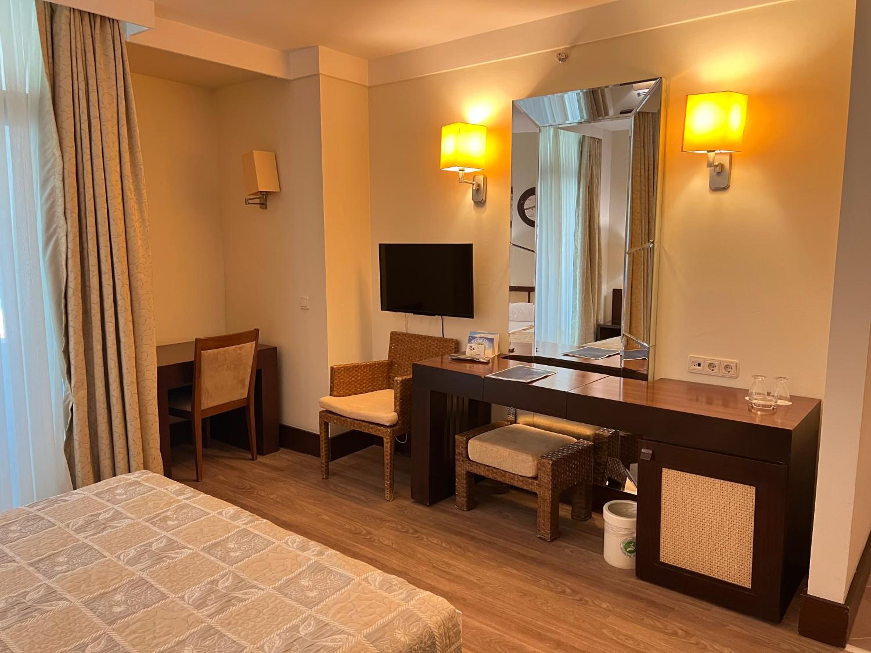 MIRADA DEL MAR HOTEL - Image 5