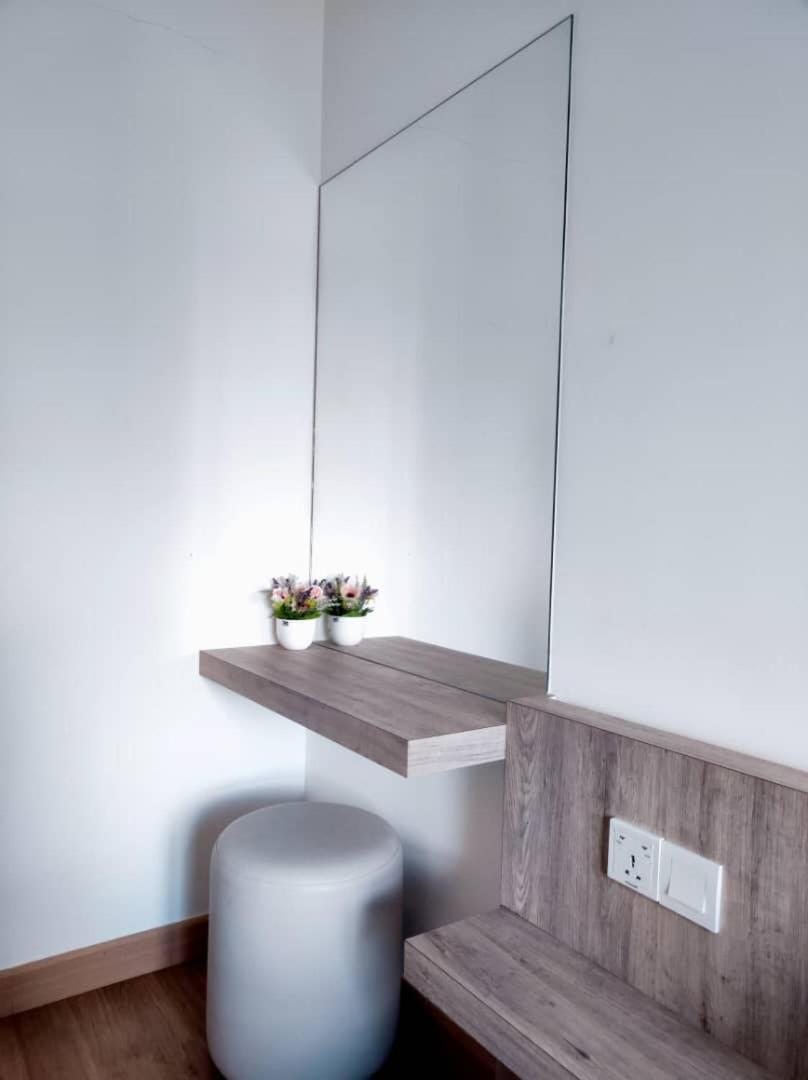 Saville cheras link mrt cozy 2 bedrooms photo 2