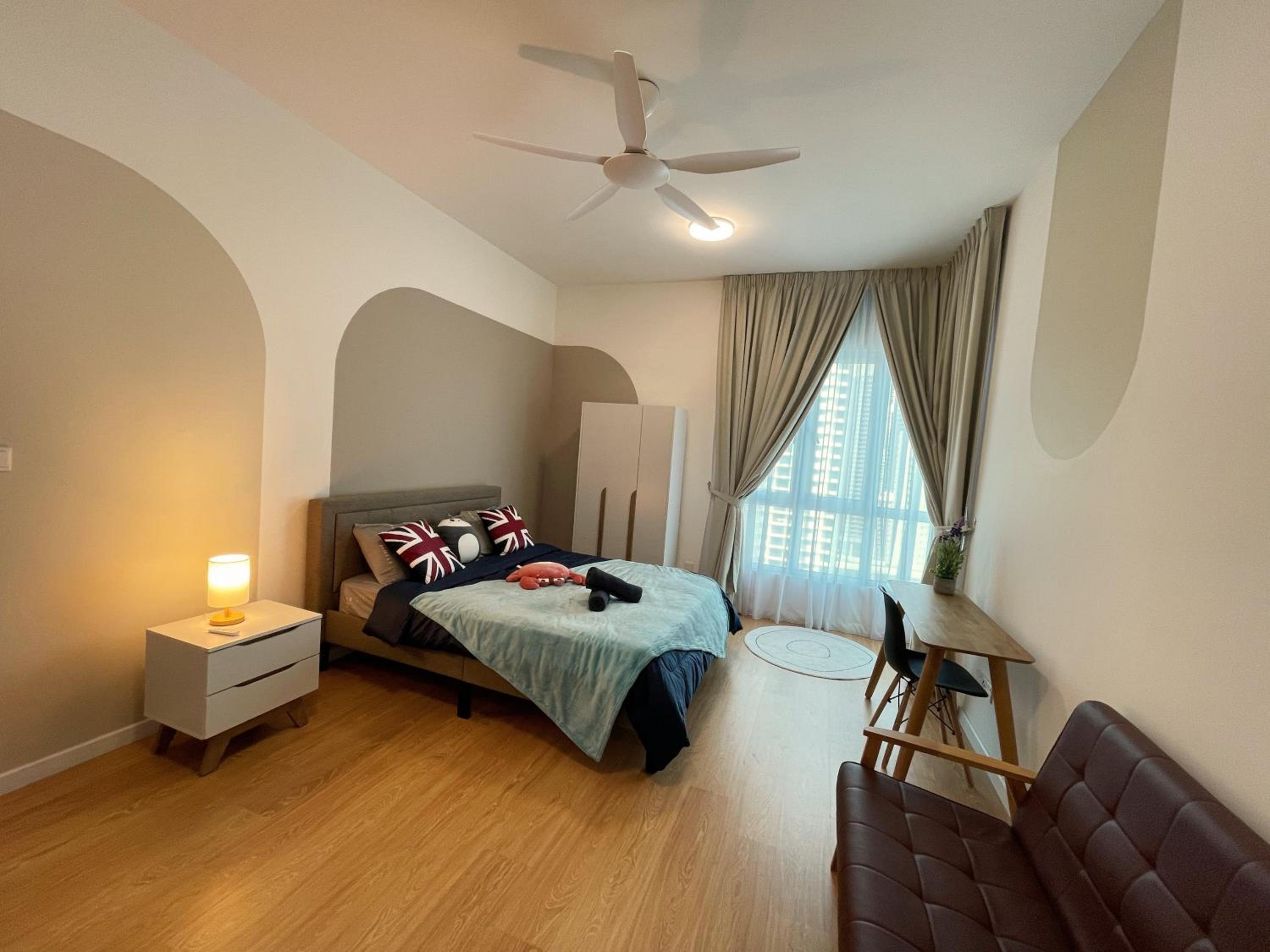 Inspirasi Mont Kiara 3 Rooms Balcony Free WIFI & Carpark By The Homez