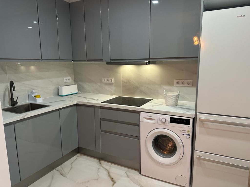 Calpe apartamento lujoso bajo terasa piscina aire cerca playa pueblo