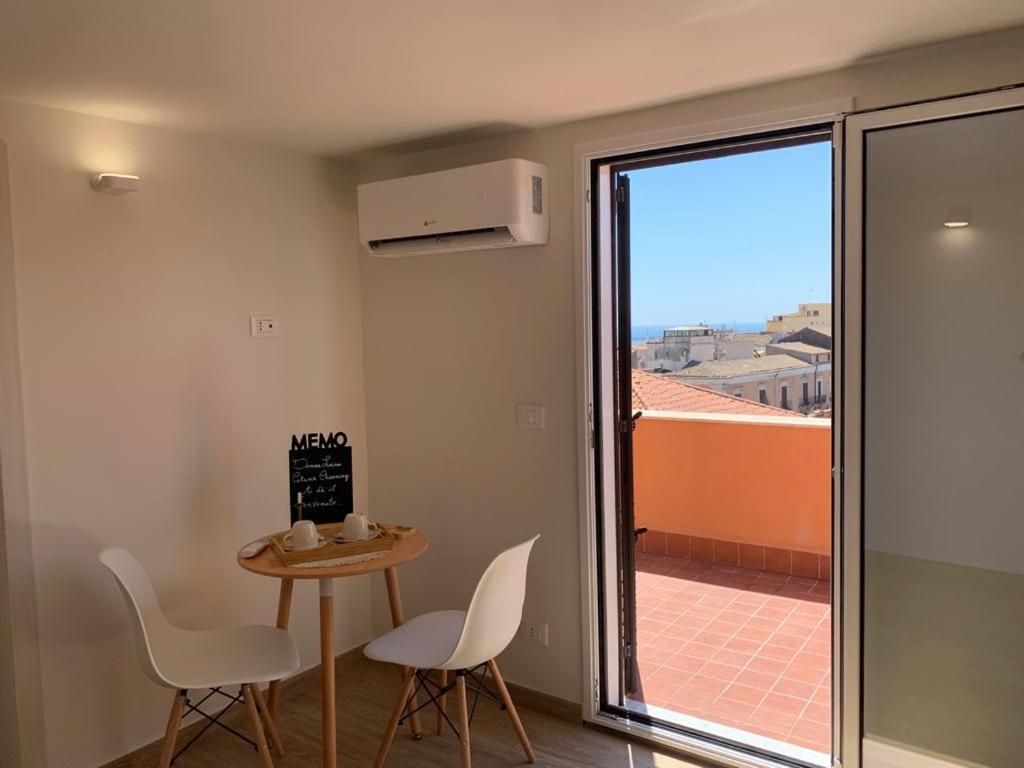 Donna Luisa-Catania Charming view 5