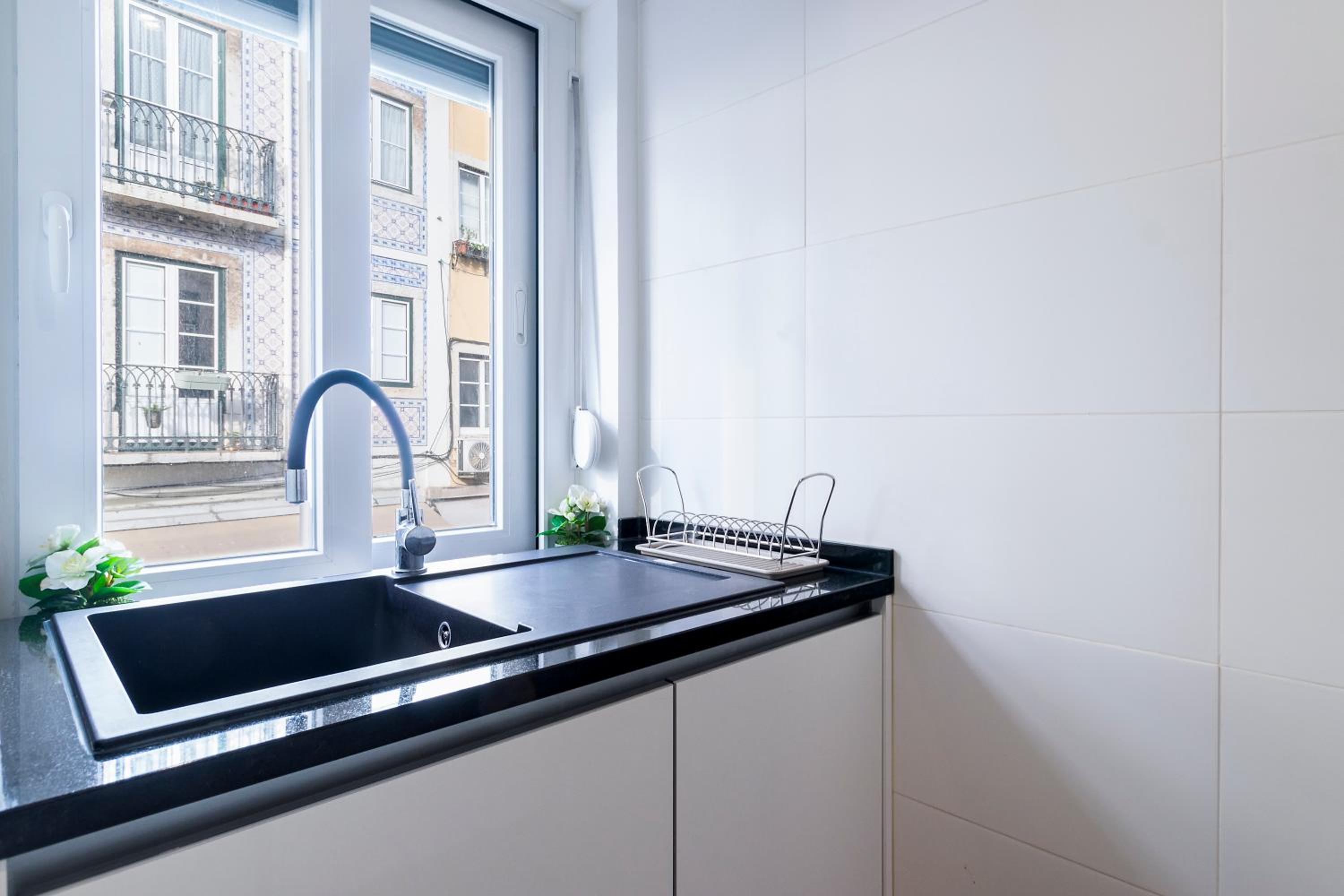 Apartment 1 Bedroom with AC Fiber Optic Internet