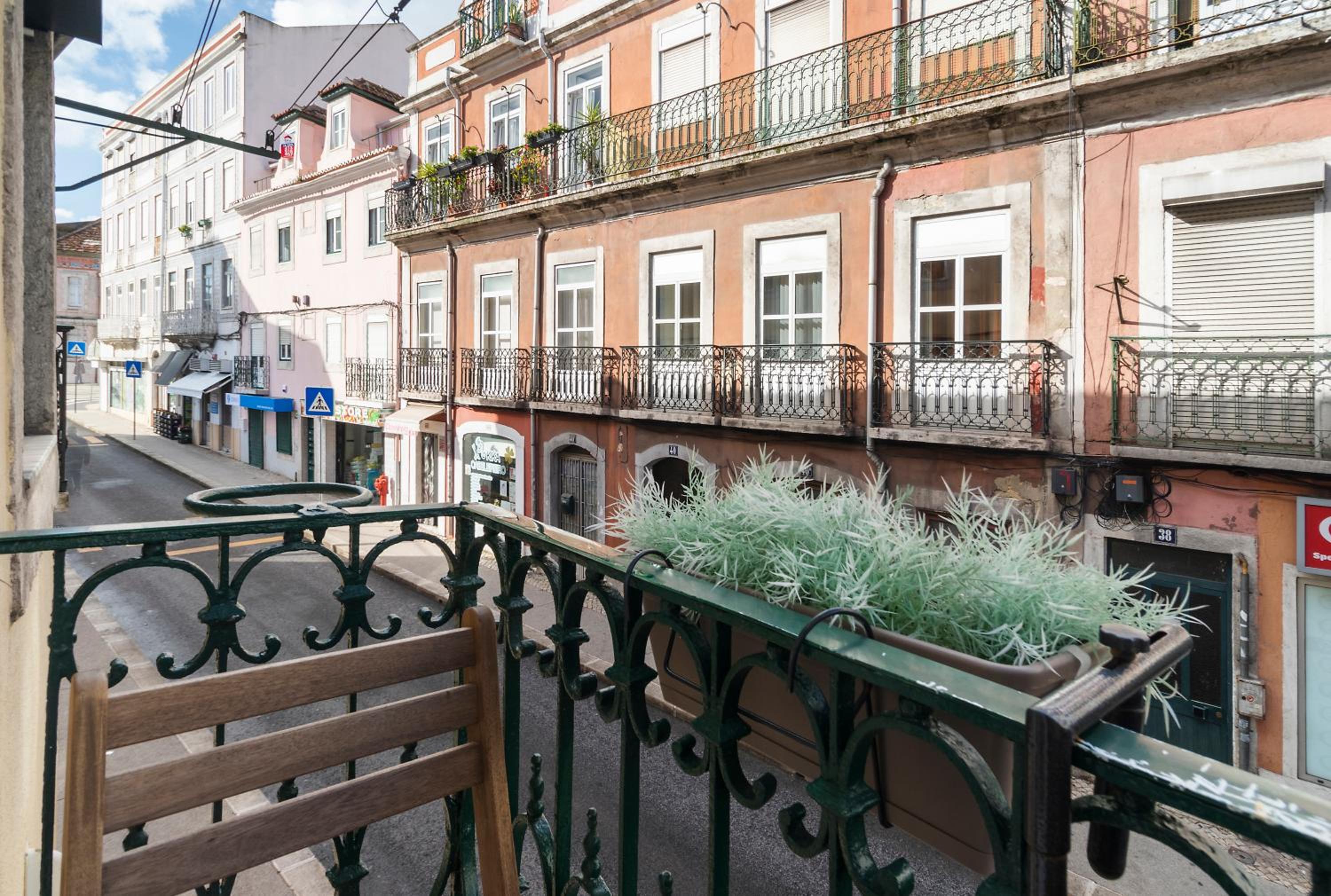 Apartment 1 Bedroom with AC Fiber Optic Internet