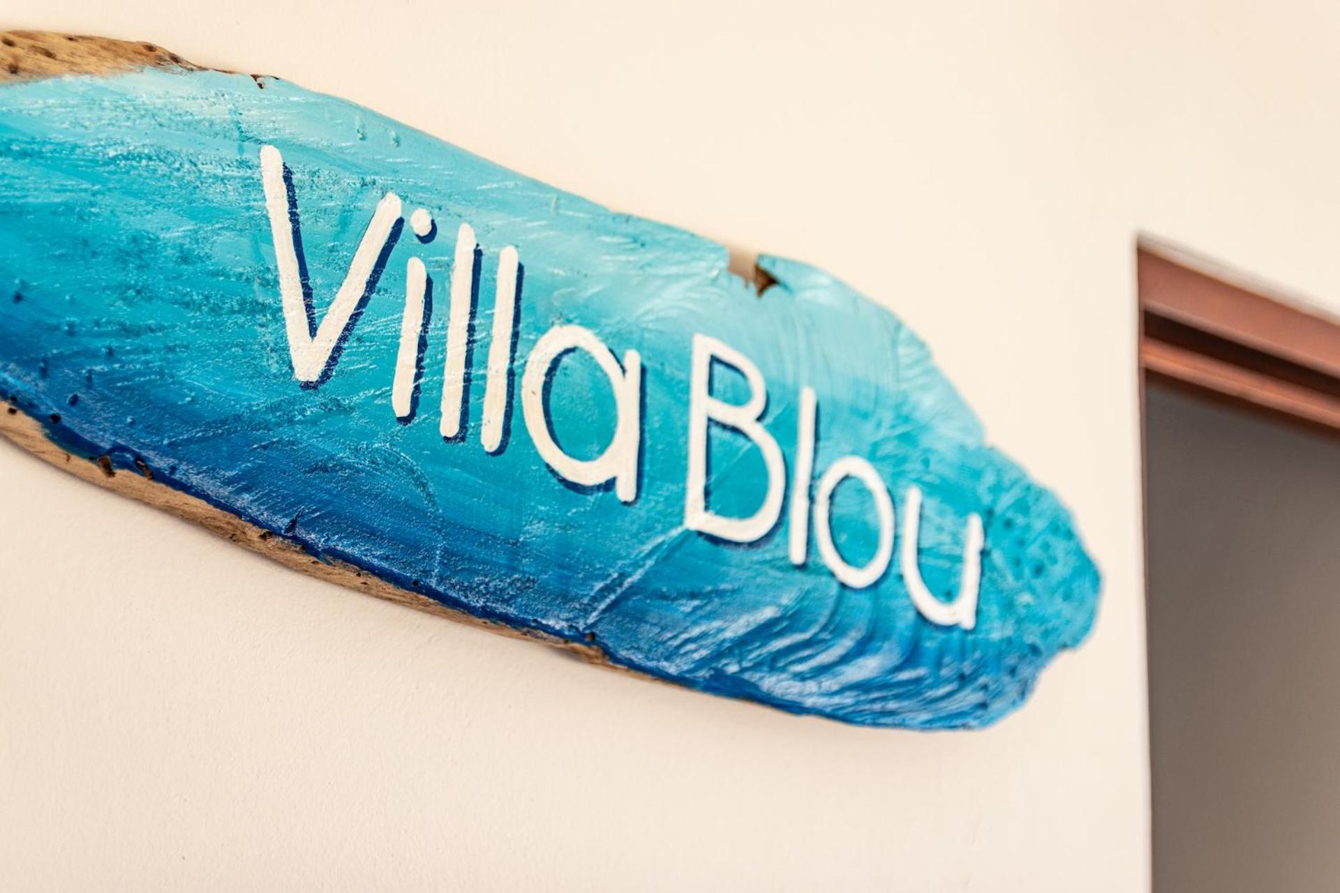 Villa Blou, steps from the Jan Thiel Beach