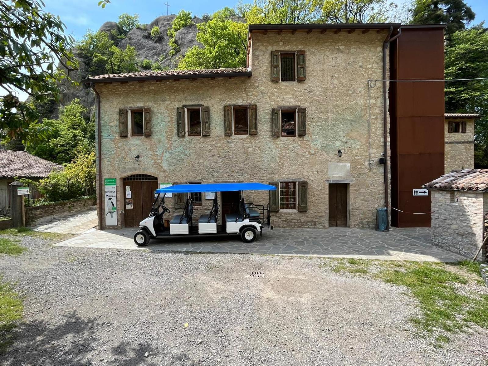 Borgo dei Sassi di Roccamalatina - Room and Breakfast