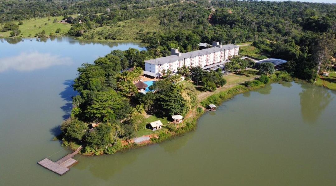 Flat Pontal do Lago