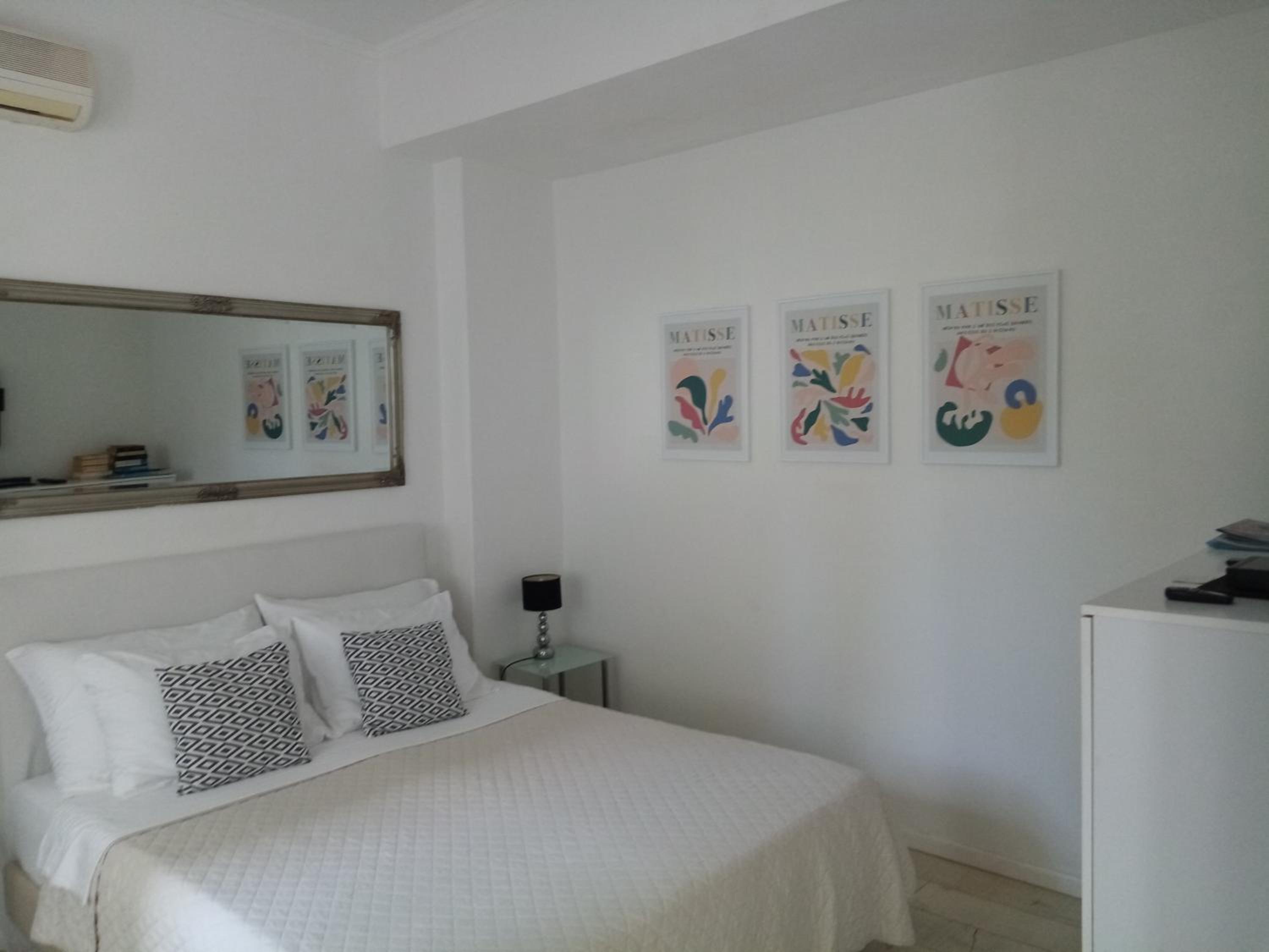 Apartments Emi
