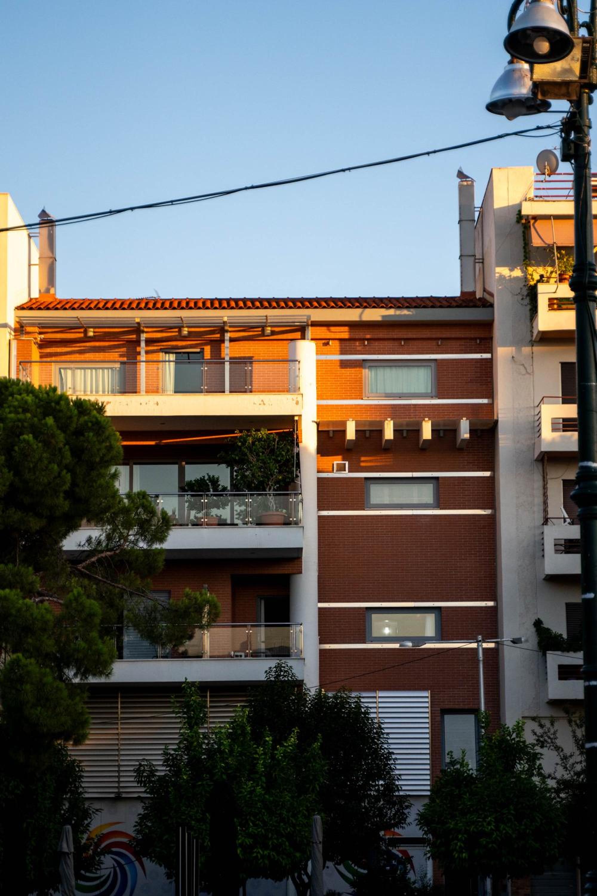 Byron Luxury Apartments view 5