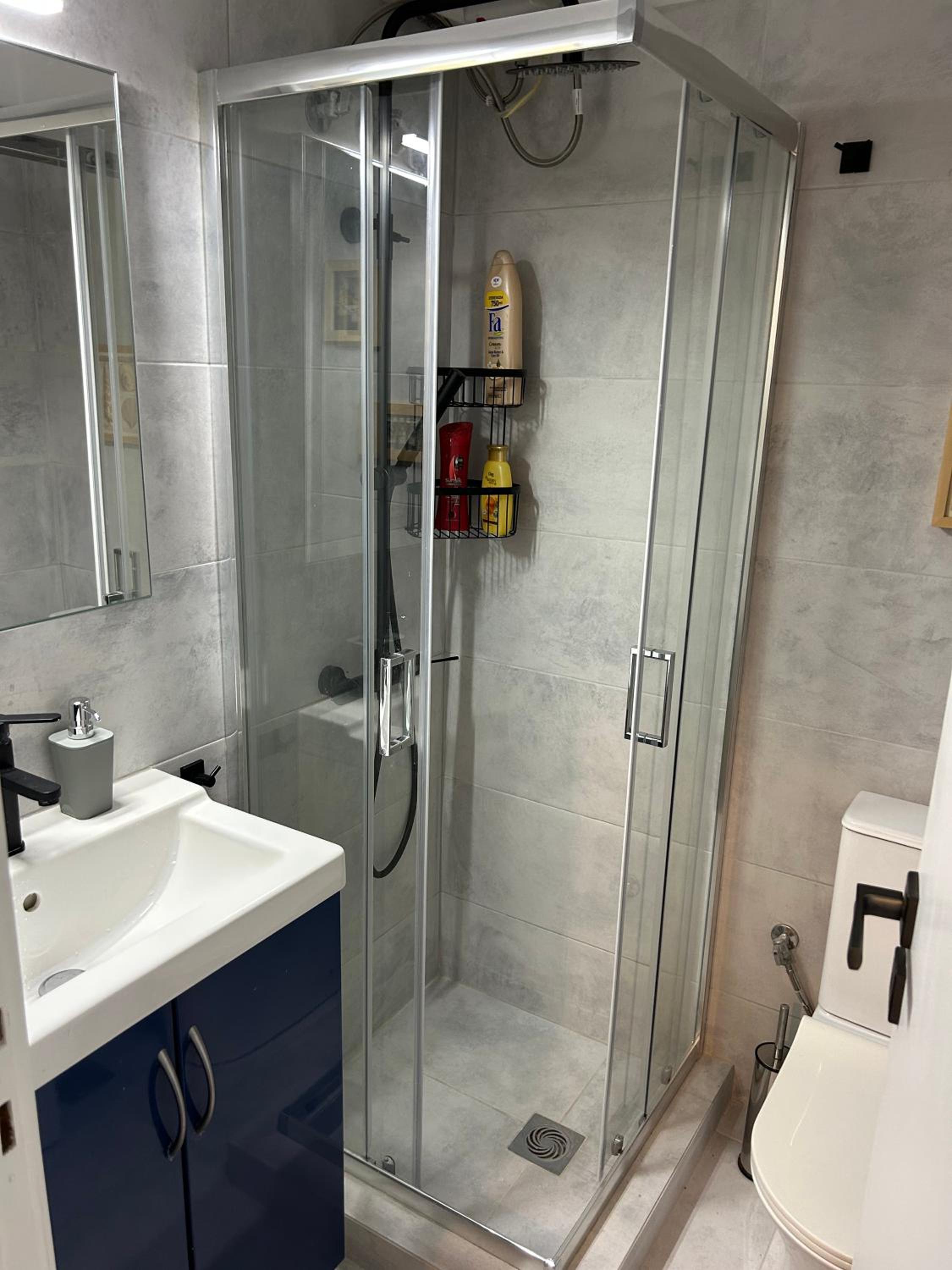 Mati Seaside Studio en Mati — bathroom