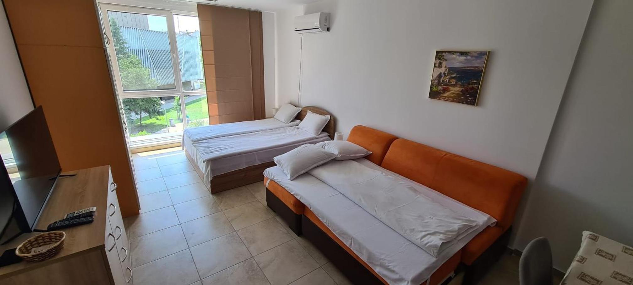 Studio Apartment ULTIMA - Super Center Burgas