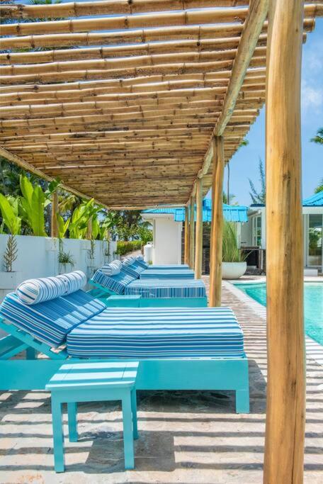 Villa Blu Beachfront Luxury Villa