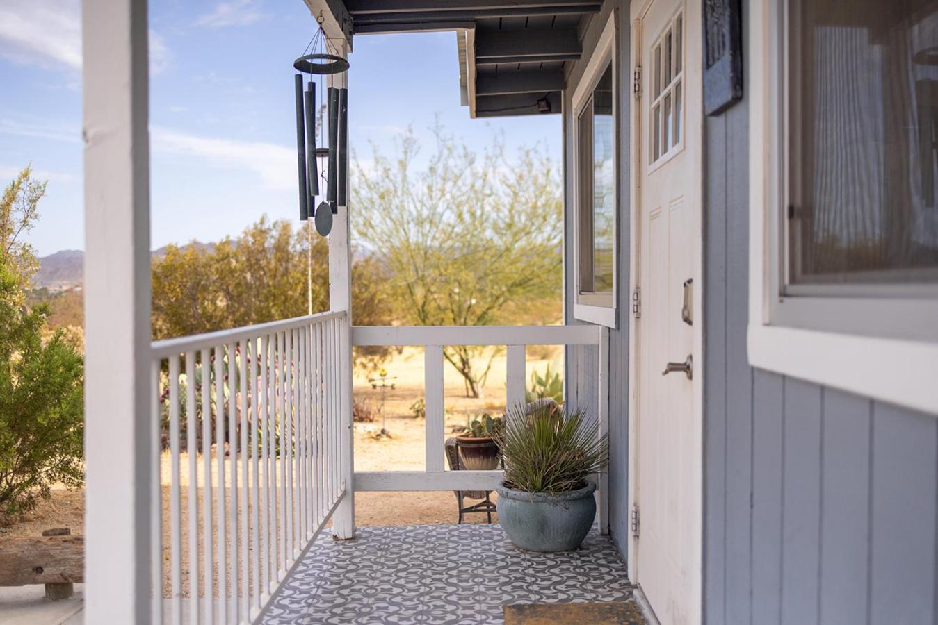 The Raven House - Renovated Homestead Cabin view 4