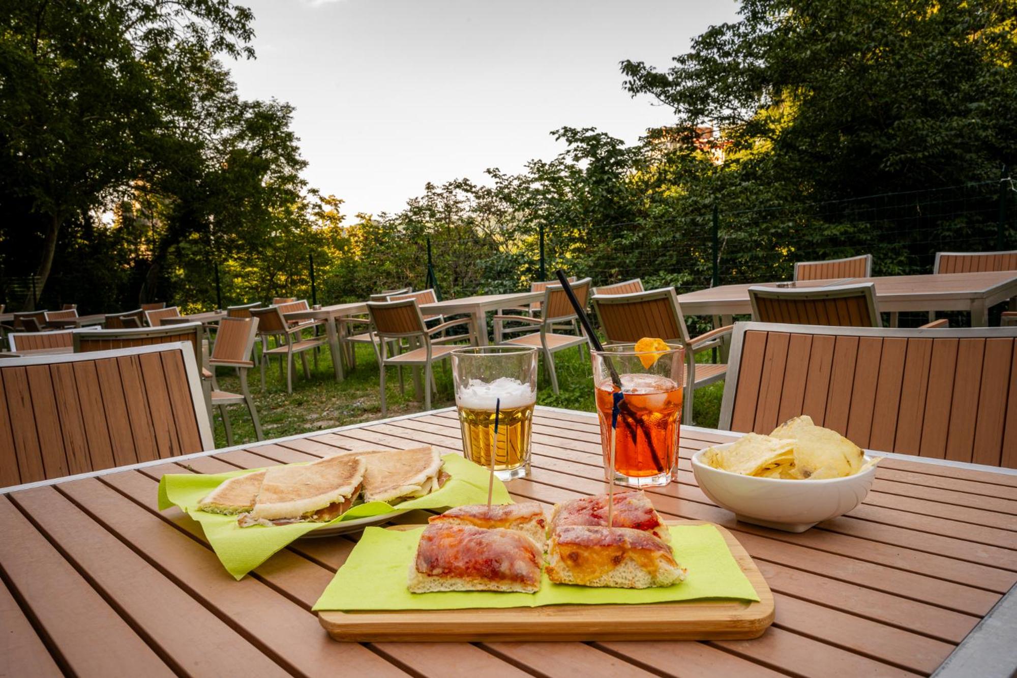 Borgo dei Sassi di Roccamalatina - Room and Breakfast