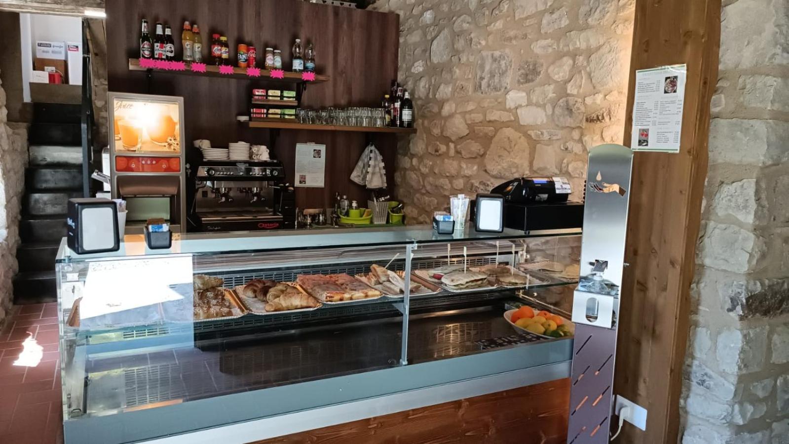 Borgo dei Sassi di Roccamalatina - Room and Breakfast