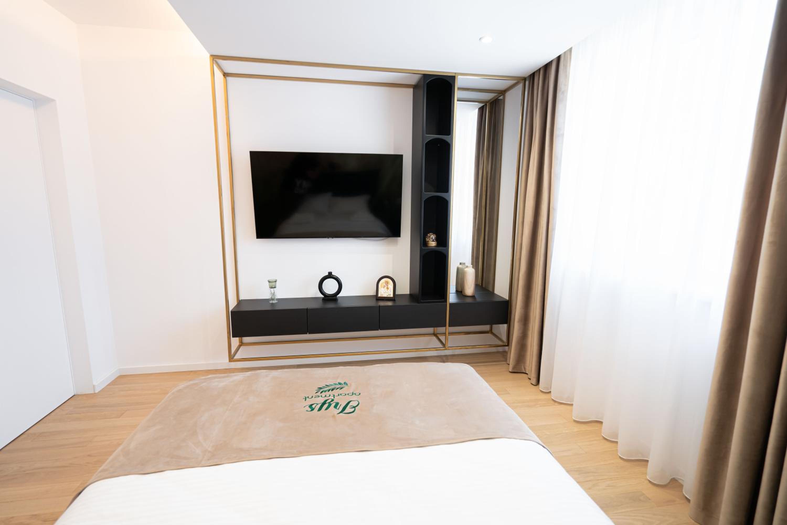 IRYS APARTMENT