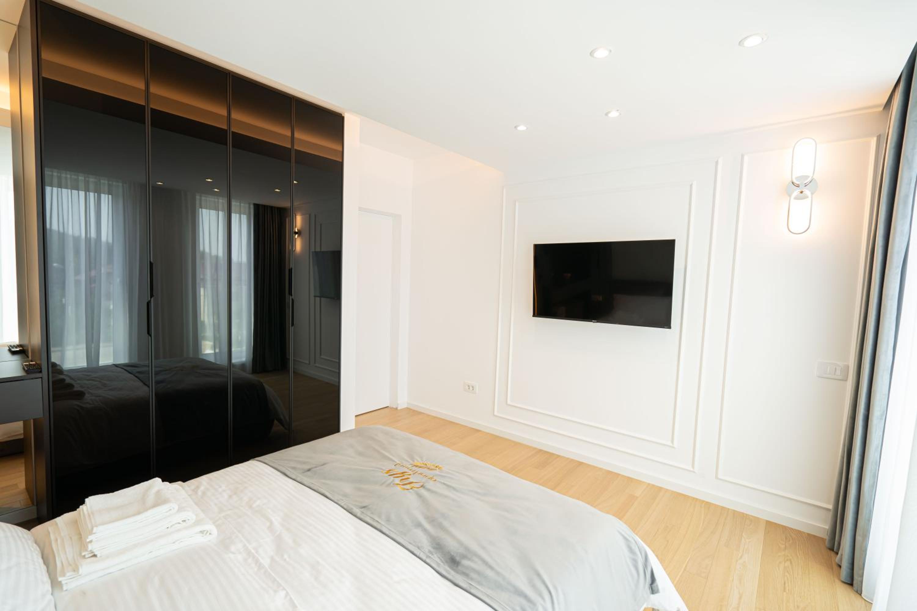 IRYS APARTMENT